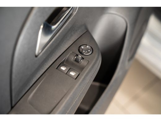 Opel Corsa 1.2 Turbo 100PK Edition | Apple Carplay & Android Auto | Parkeersensoren | Lichtmetalen velgen | ... ActivLease financial lease