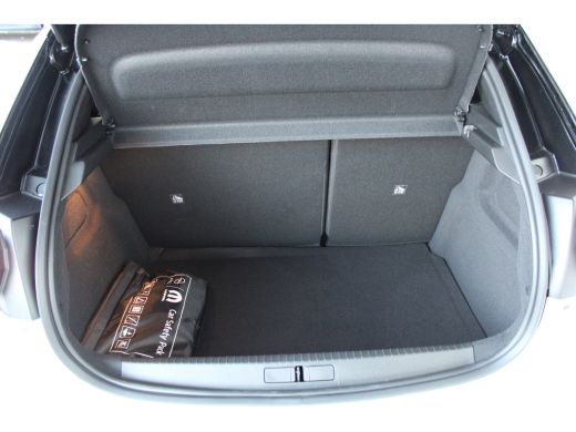 Opel Corsa 1.2 Turbo Hybrid GS | Navigatie | LED | Cruise control | Dodehoek detectie | Climate control | Ca... ActivLease financial lease