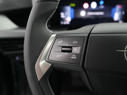 Opel Frontera 1.2 Turbo Hybrid GS | 17" Lichtmetalen velgen in Zwart met 215/60 R17 banden | Cruise control | D... ActivLease financial lease