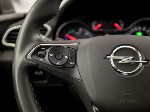 Opel Grandland X X 1.6 Turbo Hybrid Innovation Sport 229Pk Automaat (APPLE CARPLAY, GROOT NAVI, CAMERA, LEDER, STO... ActivLease financial lease