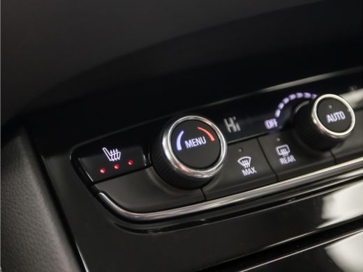 Opel Grandland X X 1.6 Turbo Hybrid Innovation Sport 229Pk Automaat (APPLE CARPLAY, GROOT NAVI, CAMERA, LEDER, STO... ActivLease financial lease