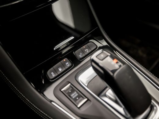 Opel Grandland X X 1.6 Turbo Hybrid Innovation Sport 229Pk Automaat (APPLE CARPLAY, GROOT NAVI, CAMERA, LEDER, STO... ActivLease financial lease