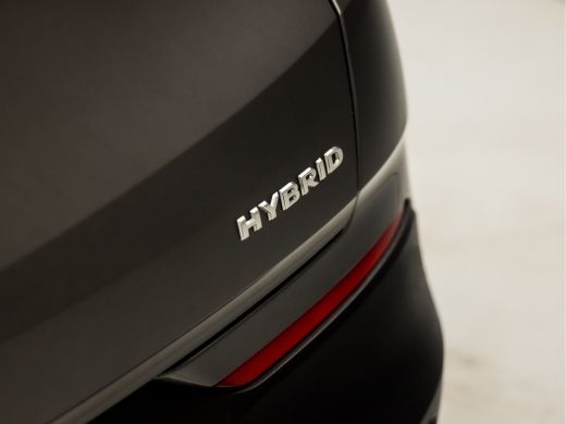 Opel Grandland X X 1.6 Turbo Hybrid Innovation Sport 229Pk Automaat (APPLE CARPLAY, GROOT NAVI, CAMERA, LEDER, STO... ActivLease financial lease