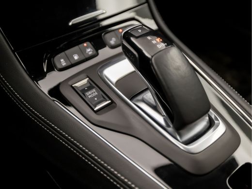 Opel Grandland X X 1.6 Turbo Hybrid Innovation Sport 229Pk Automaat (APPLE CARPLAY, GROOT NAVI, CAMERA, LEDER, STO... ActivLease financial lease