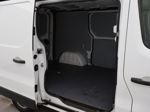 Opel Vivaro 1.6 CDTI 125 PK L1H1 EURO 6 + 2 SCHUIFDEUREN | DAB | NAVIGATIE | TREKHAAK | CRUISE | AIRCO ActivLease financial lease