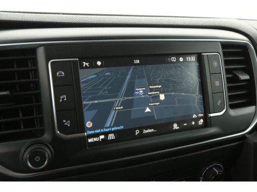 Opel Vivaro-e L2H1 75 kWh | SOH 90% | Snelladen | Airco | Cruise | 3-Zits | Carplay | Navi | Parkeersens. ActivLease financial lease