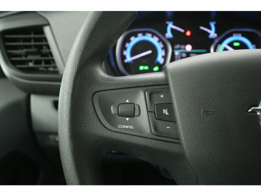 Opel Vivaro-e L2H1 75 kWh | SOH 90% | Snelladen | Airco | Cruise | 3-Zits | Carplay | Navi | Parkeersens. ActivLease financial lease