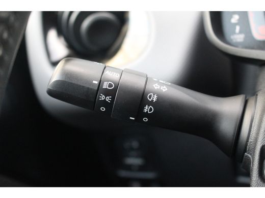 Peugeot 108 1.0 e-VTi Allure | Carplay | Camera | Climate | DAB | Mistlampen | Limiter | Carplay | Camera | C... ActivLease financial lease