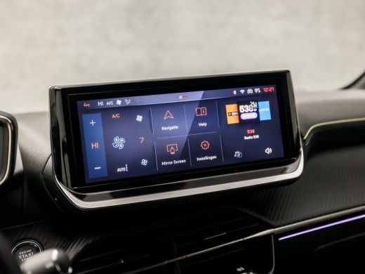 Peugeot 208 1.2 PureTech GT-Line Allure Pack (GROOT NAVI, SPORT VELGEN, CAMERA, SPORTSTOELEN, CLIMATE, CRUISE... ActivLease financial lease