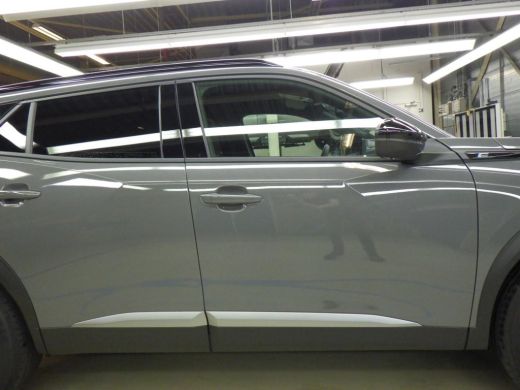 Peugeot e-2008 EV Allure Avantage 54 kWh 156pk 8 Jaar Garantie! 99%SOH | Navigatie | Climate Control | Keyless-E... ActivLease financial lease