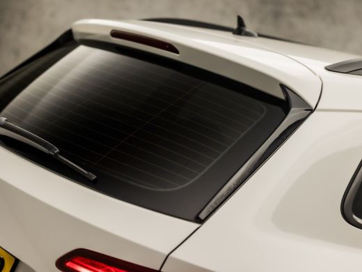 Skoda Karoq 1.0 TSI Black&White Automaat (APPLE CARPLAY, GROOT NAVI, DEALER ONDERHOUDEN, CRUISE CONTROL, GETI... ActivLease financial lease