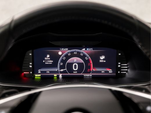 Skoda Superb Combi 1.4 TSI iV Sportline Black Edition 218Pk Automaat (PANORAMADAK, APPLE CARPLAY, RS KUIPSTOEL... ActivLease financial lease