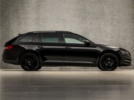 Skoda Superb Combi 1.4 TSI iV Sportline Black Edition 218Pk Automaat (PANORAMADAK, APPLE CARPLAY, RS KUIPSTOEL... ActivLease financial lease