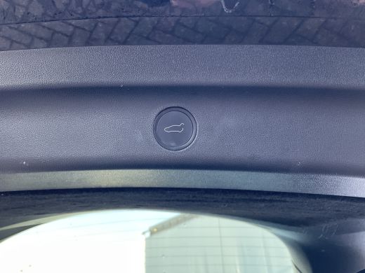 Tesla Model Y Long Range AWD 75 kWh FSD Leer Pano.dak 360&deg; Black Warmtepomp ActivLease financial lease