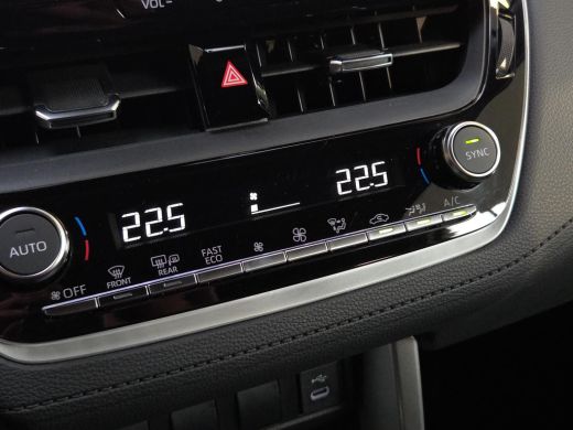 Toyota Corolla Cross Hybrid 140 Style | NL Auto | Apple CarPlay | Blindspot | Rijklaar incl. garantie | ActivLease financial lease