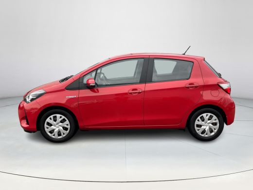 Toyota Yaris 1.5 Hybrid Active ActivLease financial lease