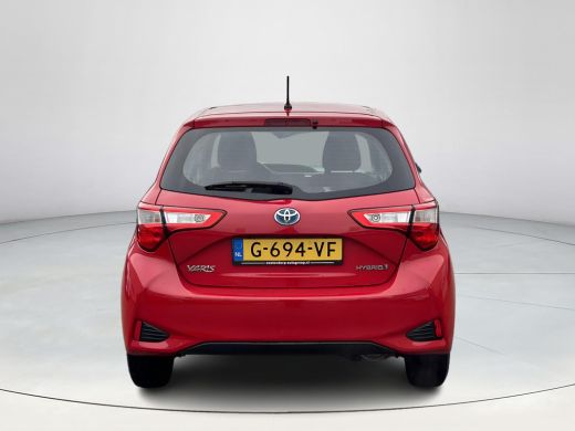 Toyota Yaris 1.5 Hybrid Active ActivLease financial lease