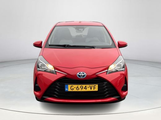 Toyota Yaris 1.5 Hybrid Active ActivLease financial lease