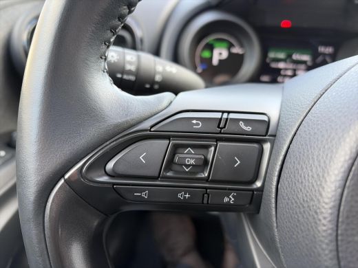 Toyota Yaris 1.5 Hybrid Dynamic ActivLease financial lease