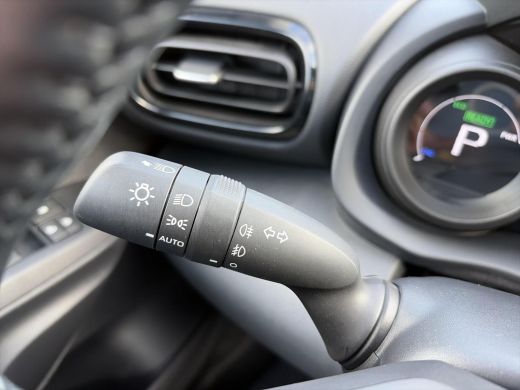 Toyota Yaris 1.5 Hybrid Dynamic ActivLease financial lease