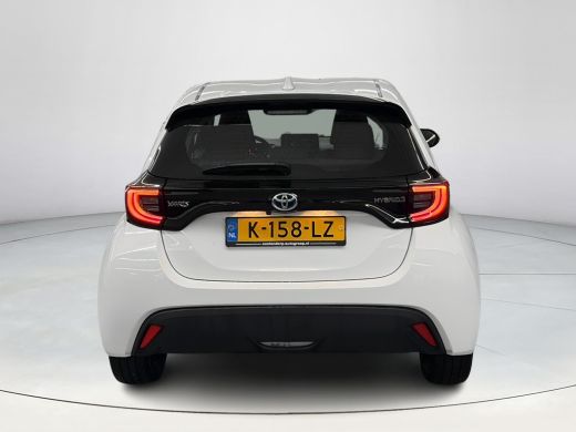 Toyota Yaris 1.5 Hybrid Dynamic ActivLease financial lease