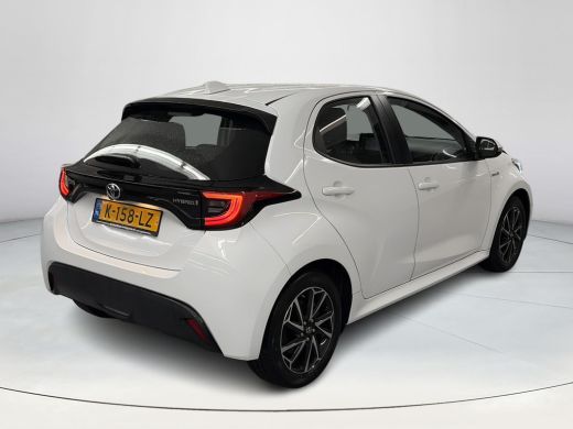 Toyota Yaris 1.5 Hybrid Dynamic ActivLease financial lease