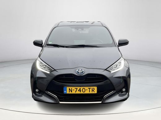Toyota Yaris 1.5 Hybrid Executive ActivLease financial lease