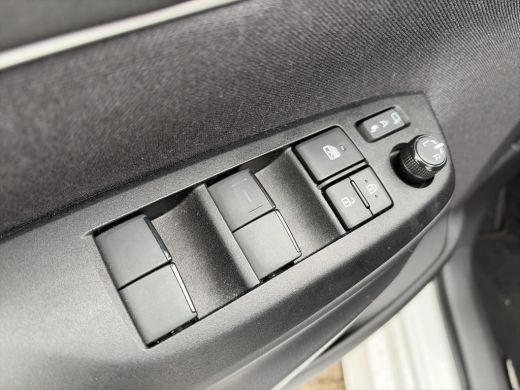 Toyota Yaris 1.5 Hybrid Executive ActivLease financial lease