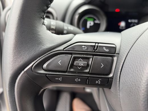 Toyota Yaris 1.5 Hybrid Executive ActivLease financial lease