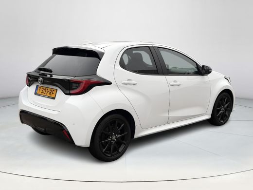 Toyota Yaris 1.5 Hybrid Executive ActivLease financial lease