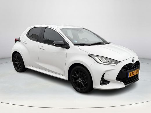 Toyota Yaris 1.5 Hybrid Executive ActivLease financial lease