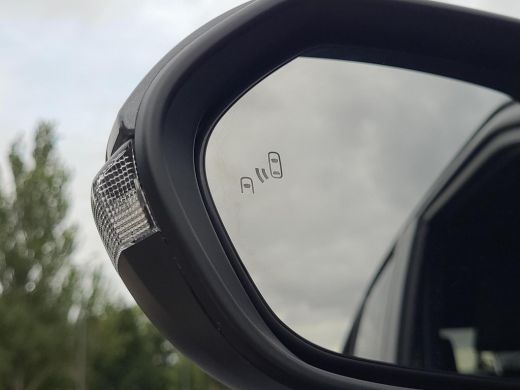 Toyota Yaris Cross 1.5 Hybrid 115 Dynamic + Comfort Pack | Nieuwe auto | Uit voorraad leverbaar | ActivLease financial lease