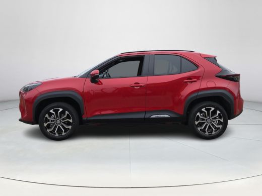 Toyota Yaris Cross 1.5 Hybrid 130 Dynamic | Apple CarPlay | Parkeersensoren | Blindspot | Rijklaar incl. garantie | ActivLease financial lease