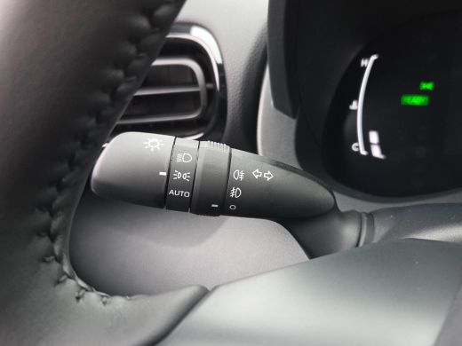 Toyota Yaris Cross 1.5 Hybrid 130 Dynamic | Apple CarPlay | Parkeersensoren | Blindspot | Rijklaar incl. garantie | ActivLease financial lease