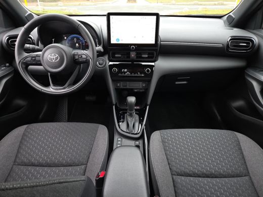 Toyota Yaris Cross 1.5 Hybrid 130 Dynamic | Apple CarPlay | Parkeersensoren | Blindspot | Rijklaar incl. garantie | ActivLease financial lease