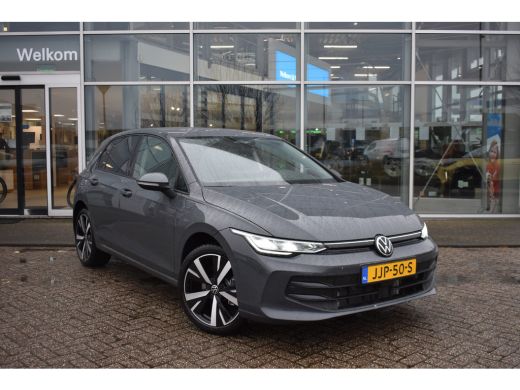 Volkswagen Golf 1.5 eHybrid 204PK PHEV Life Edition | TREKHAAK | ADAPT. CRUISE | 18 INCH | LED | APP CONNECT ActivLease financial lease