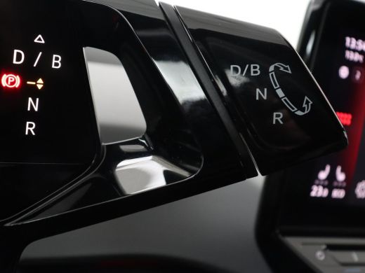 Volkswagen ID.3 58 kWh | Stoel & stuurverwarming | Matrix LED | Adaptive cruise | Carplay | Sfeerverlichting | Ca... ActivLease financial lease