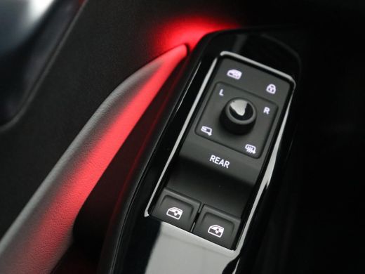 Volkswagen ID.3 58 kWh | Stoel & stuurverwarming | Matrix LED | Adaptive cruise | Carplay | Sfeerverlichting | Ca... ActivLease financial lease