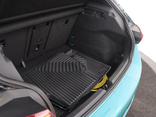 Volkswagen ID.3 58 kWh | Stoel & stuurverwarming | Matrix LED | Adaptive cruise | Carplay | Sfeerverlichting | Ca... ActivLease financial lease