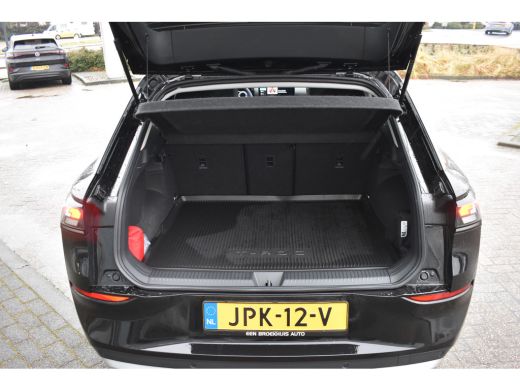 Volkswagen T-Roc 1.5 eTSI 115PK DSG-7 Life First Edition | 20 INCH MET ALL SEASONBANDEN | STOEL + STUURVERW. | LED... ActivLease financial lease