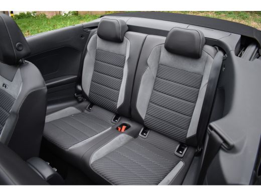 Volkswagen T-Roc 1.5 TSI 150PK DSG R-LINE SPORT/PDC/NAVI ActivLease financial lease