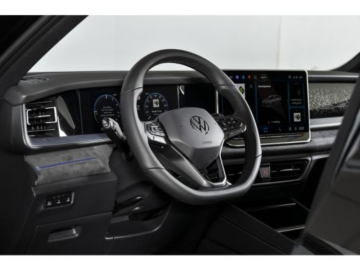Volkswagen Tayron 1.5 eHybrid 272 PK R-Line Edition | Black Style Pakket | S/K-Panodak | Elek. Trekhaak | IQ. Light... ActivLease financial lease