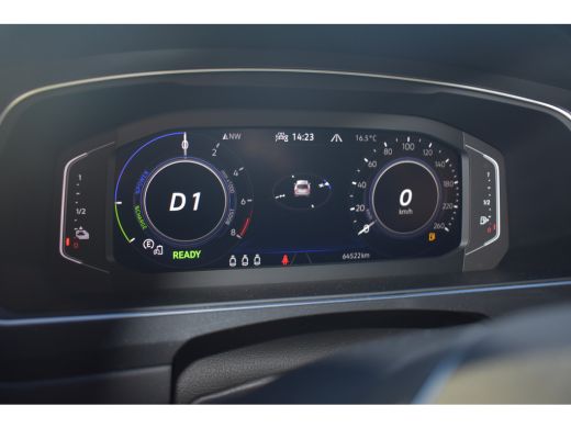 Volkswagen Tiguan 1.4 TSI 245PK eHybrid R-Line Business+ | ACC | Verwarmbare voorstoelen | Camera | Stuurwiel verwa... ActivLease financial lease