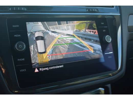 Volkswagen Tiguan 1.4 TSI 245PK eHybrid R-Line Business+ | ACC | Verwarmbare voorstoelen | Camera | Stuurwiel verwa... ActivLease financial lease