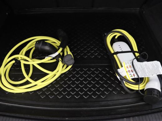 Volkswagen Tiguan 1.4 TSI eHybrid R Line | Panoramadak | Head-Up | Trekhaak | Stoelverwarming | Camera | Park Assis... ActivLease financial lease