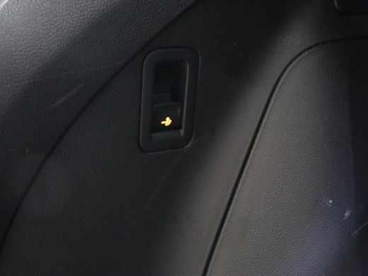 Volkswagen Tiguan 1.4 TSI eHybrid R Line | Panoramadak | Head-Up | Trekhaak | Stoelverwarming | Camera | Park Assis... ActivLease financial lease