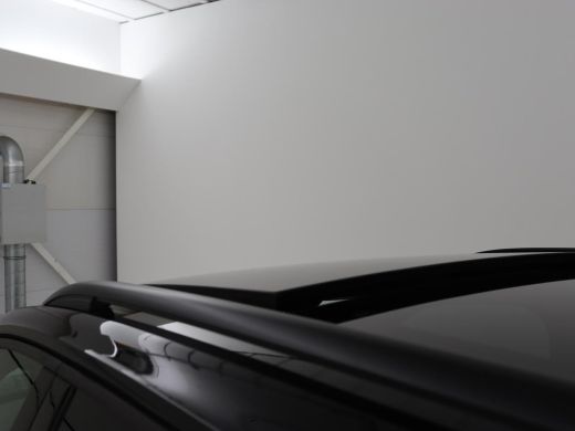 Volkswagen Tiguan 1.4 TSI eHybrid R Line | Panoramadak | Head-Up | Trekhaak | Stoelverwarming | Camera | Park Assis... ActivLease financial lease