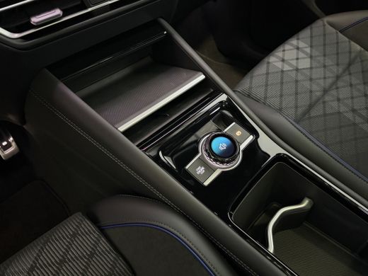 Volkswagen Tiguan 1.5 eHYBRID 272PK NW AUTO R-LINE BLACK PANO XL.NAVI BLACK.STYLE 360.CAM ELEK.KLEP MATRIX.LED 20''... ActivLease financial lease