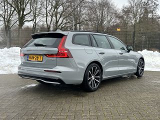 Volvo  V60 2.0 T6 Plug-in hybrid AWD Plus Dark | All-seasons | Trekhaak | 360 Camera | Harman/Kardon | Sport...