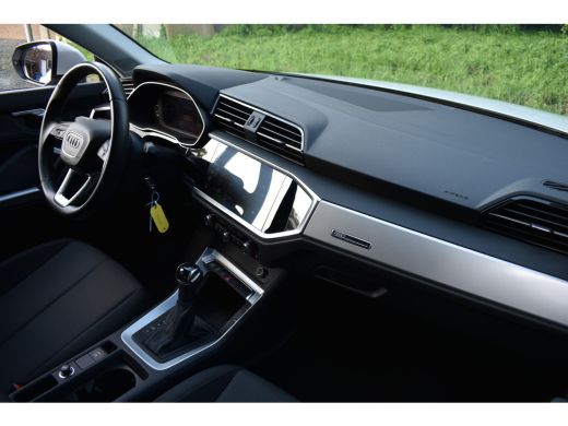 Audi Q3 45 TFSIe 245PK S-TRONIC S-LINE HYBRID LED/VIRTUAL/PDC/CARPLAY ActivLease financial lease